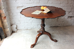 R.M.S. Titanic: An Important George III Mahogany Supper Table Formerly Owned by J.Bruce Ismay